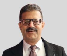 Mr Satish Kapoor