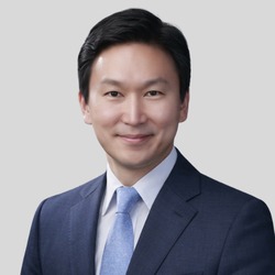 Mr John Yoon